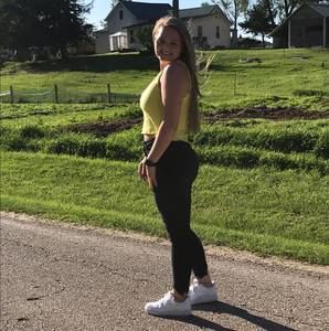 Meet your Posher, Zoe